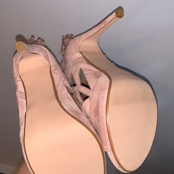 XOXO Suede Heels - Picture 3 of 4